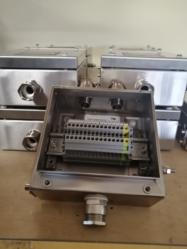 стандартные взрывозащищенные корпуса из нержавеющей стали 